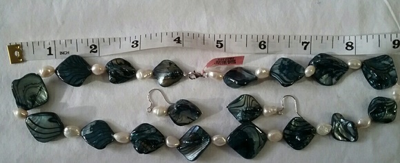 Shell/Pearl/STERLING SILVER Necklace/Earring Set - Picture 3 of 3